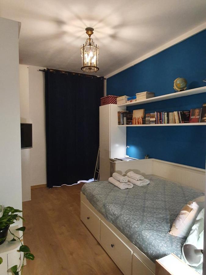 Alma Vacation Apartment In The Centre, Big Terrace Milan Exterior photo